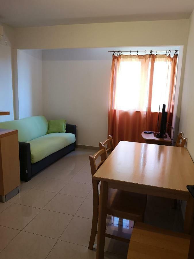 Meje Apartments سبليت المظهر الخارجي الصورة